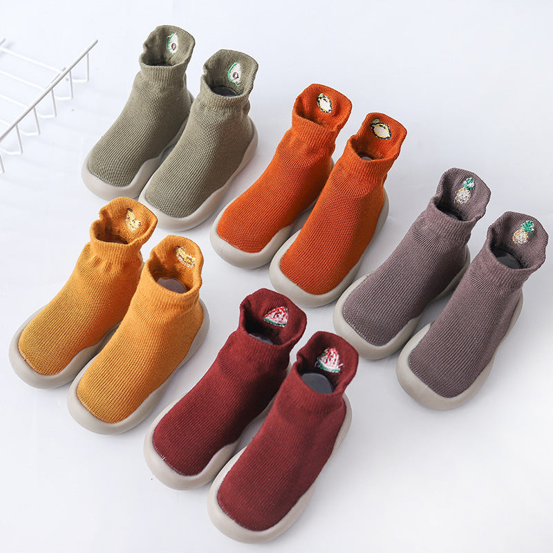 Autumn 2023 New Baby Indoor Toddler Shoes Embroidered Anti-drop Heeled Children's Socks Shoes Soft Sole Non-slip Children's Shoes