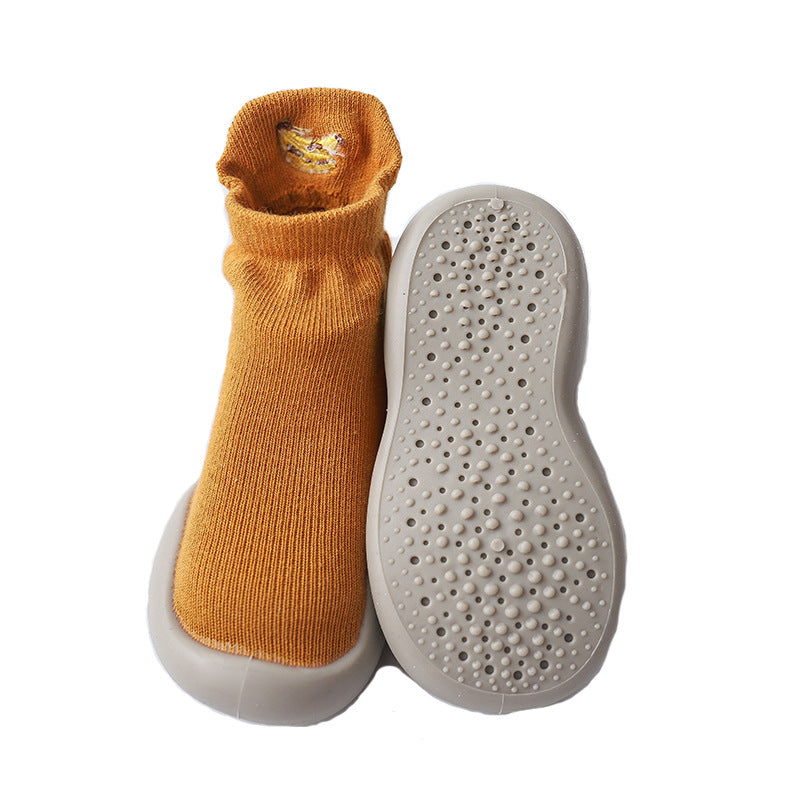 Autumn 2023 New Baby Indoor Toddler Shoes Embroidered Anti-drop Heeled Children's Socks Shoes Soft Sole Non-slip Children's Shoes