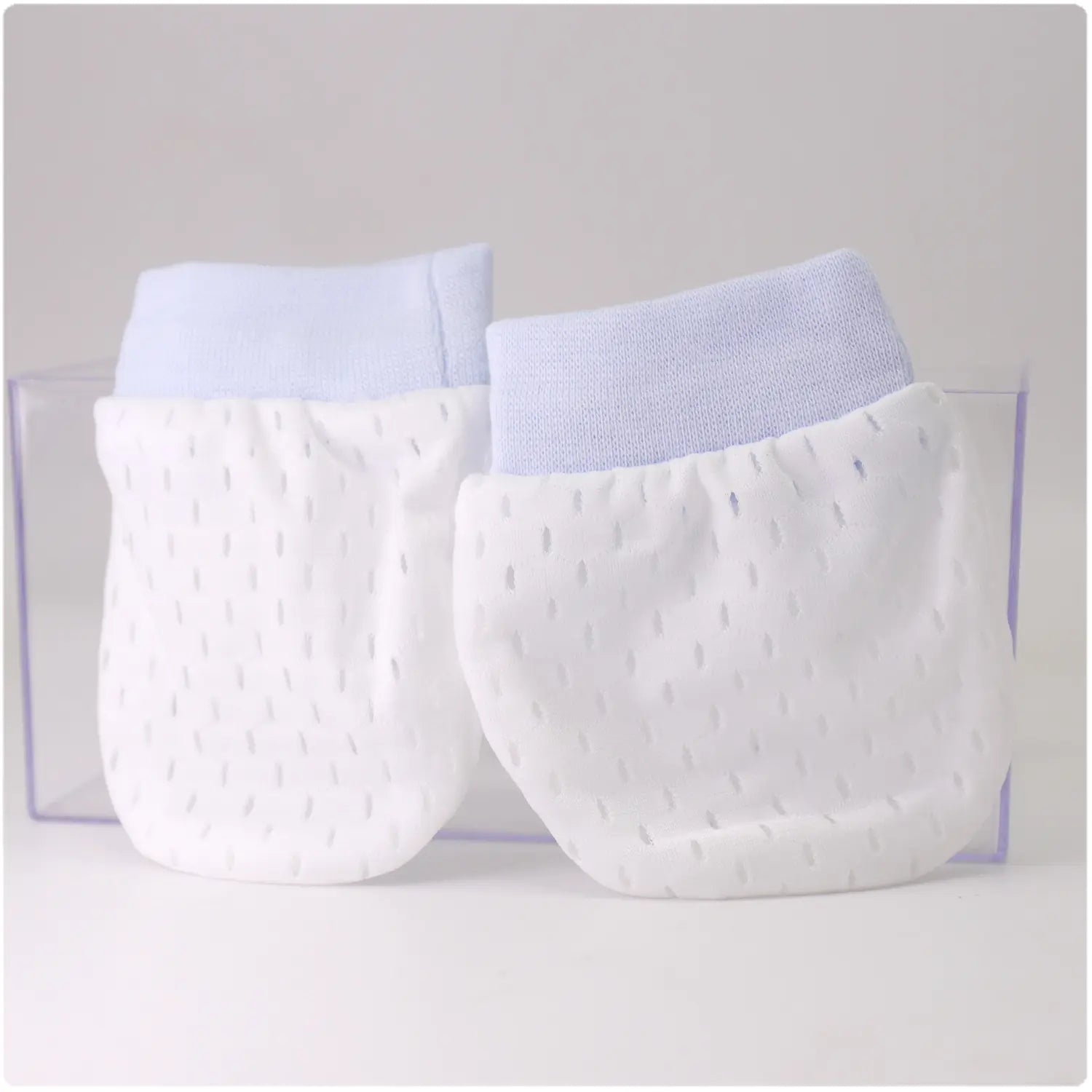 Adjustable Anti-Scratch Mittens for Infants and Newborns